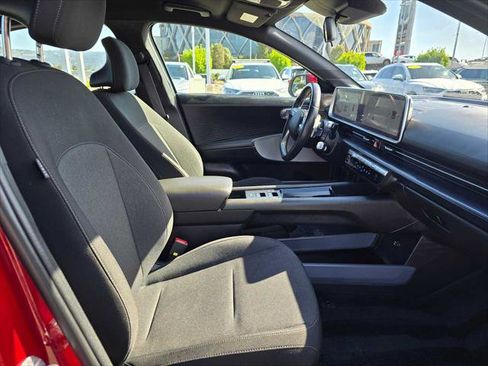 Used 2024 Hyundai Ioniq 6 SE RWD image 11