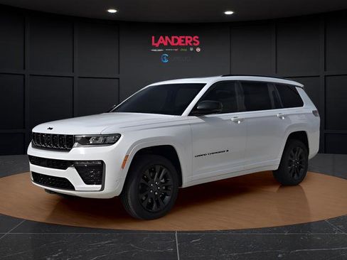 New 2026 Jeep Grand Cherokee L Limited image 1