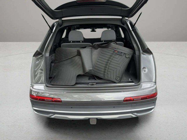 Used 2021 Audi Q7 3.0T Premium Plus w/ Executive Package AWD/4WD image 33