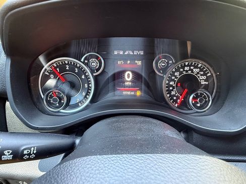 Used 2022 RAM 1500 Big Horn RWD image 20