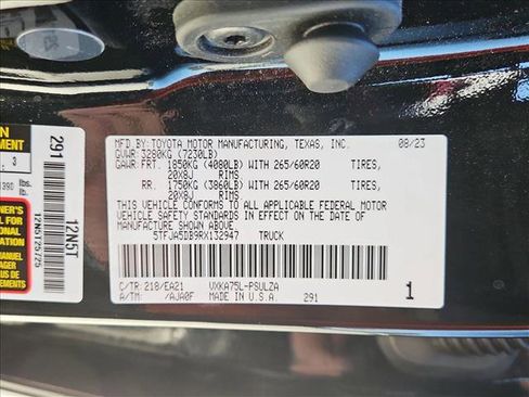 Used 2024 Toyota Tundra Limited image 24