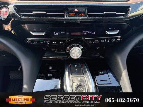 Used 2022 Acura MDX FWD w/ Technology Package image 36