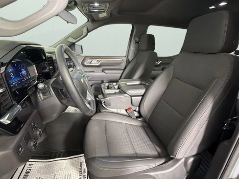 Certified 2025 Chevrolet Silverado 1500 LT RWD image 17