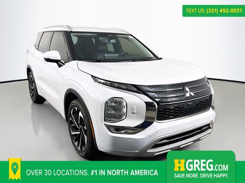 Used 2022 Mitsubishi Outlander SEL image 1