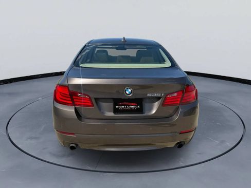 Used 2011 BMW 535i Sedan RWD image 4