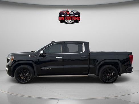 Used 2022 GMC Sierra 1500 Denali w/ Denali Premium Package AWD/4WD image 4