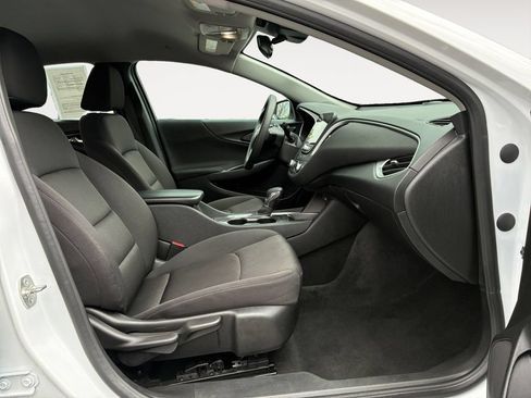 Used 2024 Chevrolet Malibu LT FWD image 15