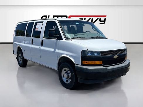 Used 2022 Chevrolet Express 2500 LS w/ Driver Convenience Package RWD image 1