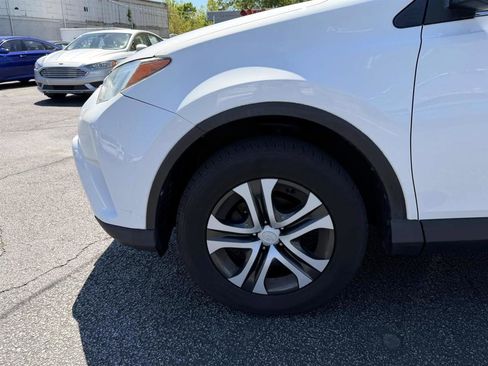 Used 2018 Toyota RAV4 LE w/ All Weather Liner Package AWD/4WD image 6