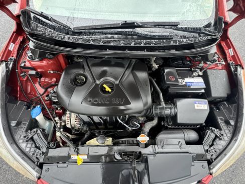 Used 2012 Hyundai Elantra GLS w/ Preferred Pkg 3 FWD image 25