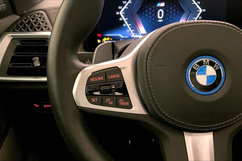 Used 2026 BMW X5 xDrive50e w/ Executive Package AWD/4WD image 18