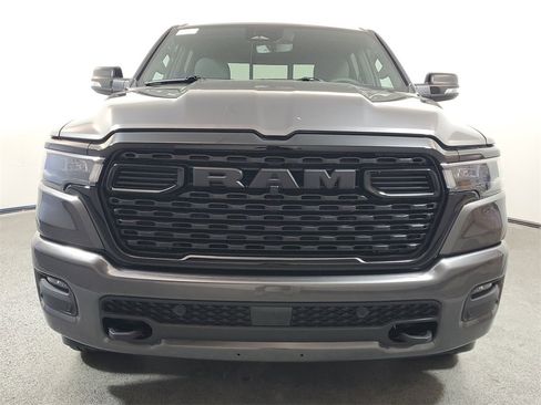 New 2026 RAM 1500 4x4 Crew Cab image 2