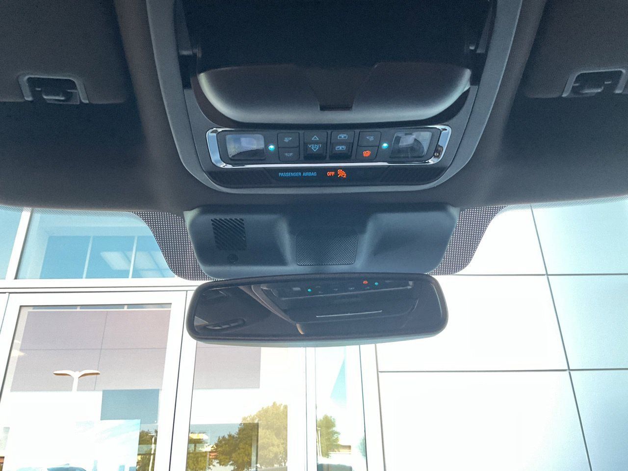 Used 2025 Ford F150 King Ranch w/ FX4 Off-Road Package AWD/4WD image 18