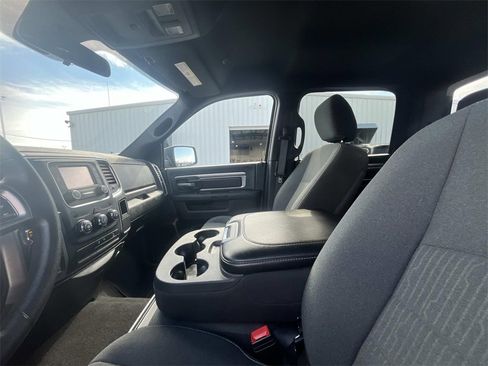 Used 2024 RAM 1500 Classic Warlock image 10