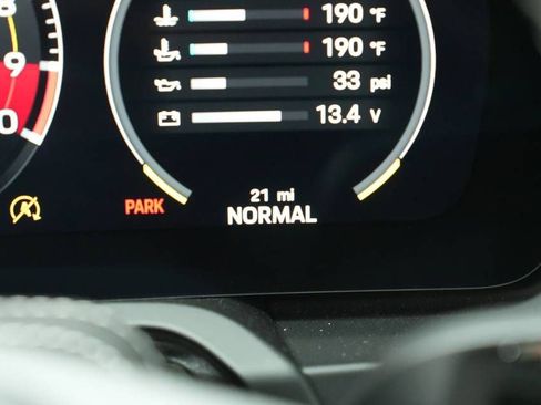 Used 2026 Porsche 911 GT3 RWD image 15