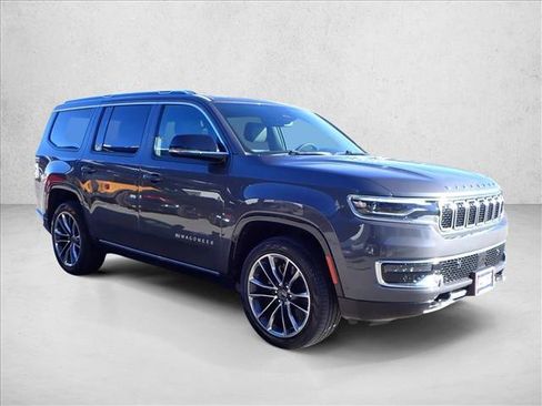 Used 2024 Jeep Wagoneer Series III w/ Premium Group I image 6