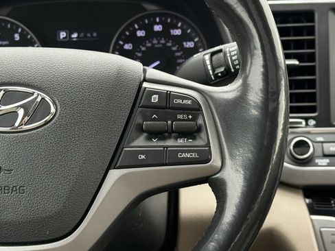 Used 2017 Hyundai Elantra Value Edition image 23