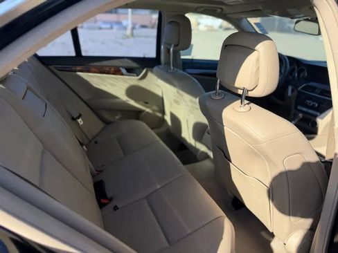 Used 2012 Mercedes-Benz C 250 Sedan image 10