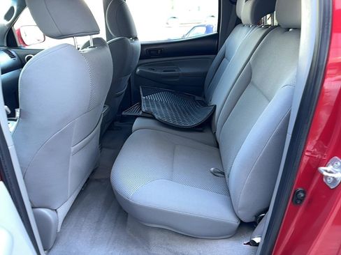 Used 2010 Toyota Tacoma 4x4 Double Cab V6 image 18