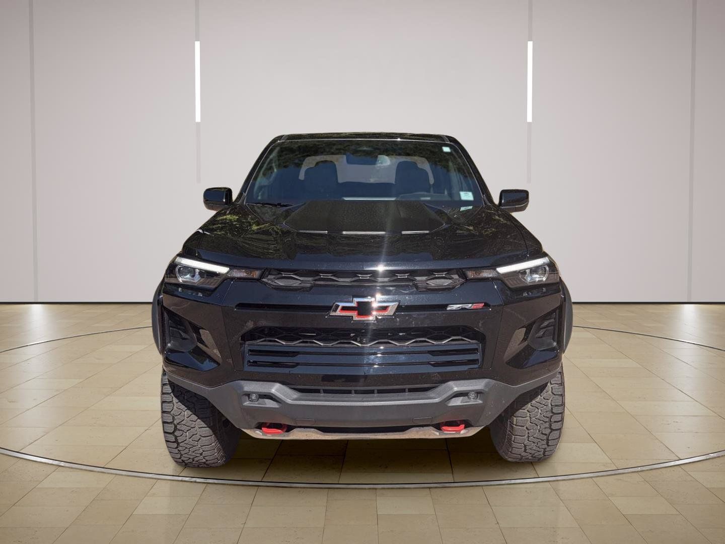 Used 2023 Chevrolet Colorado ZR2 w/ ZR2 Convenience Package III AWD/4WD image 9