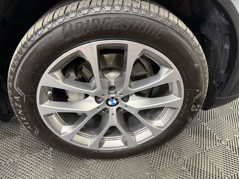 Used 2023 BMW X5 xDrive40i w/ Premium Package AWD/4WD image 21