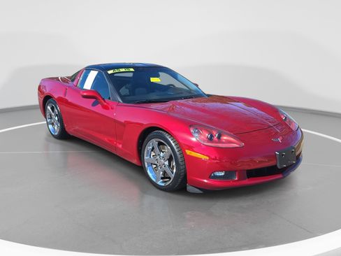 Used 2008 Chevrolet Corvette Coupe w/ Preferred Equipment Group image 3