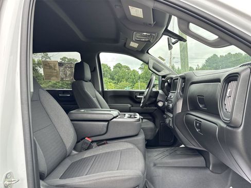Used 2022 Chevrolet Silverado 2500 Custom w/ Custom Value Package AWD/4WD image 29