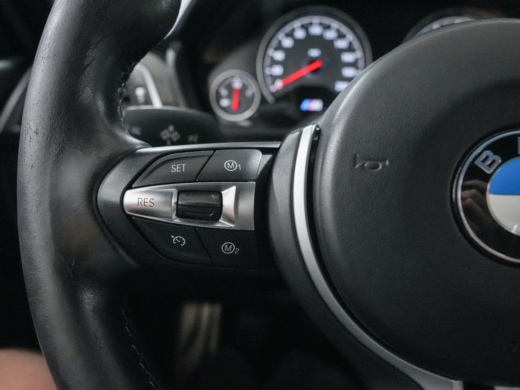 Used 2017 BMW M3 RWD image 14