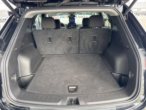 Used 2023 Chevrolet Blazer LT w/ Convenience Package image 36