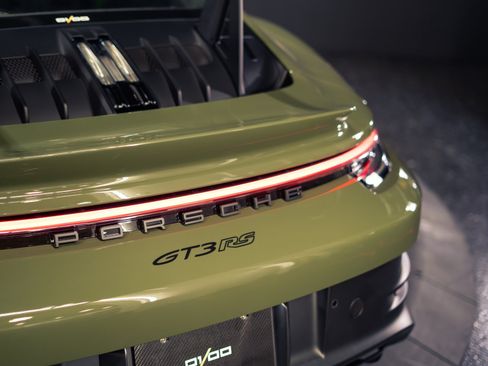 Used 2024 Porsche 911 GT3 RS RWD image 38