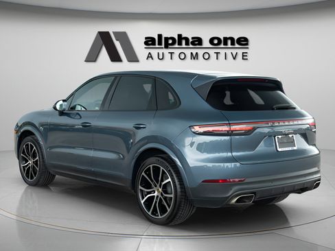 Used 2019 Porsche Cayenne AWD/4WD image 11