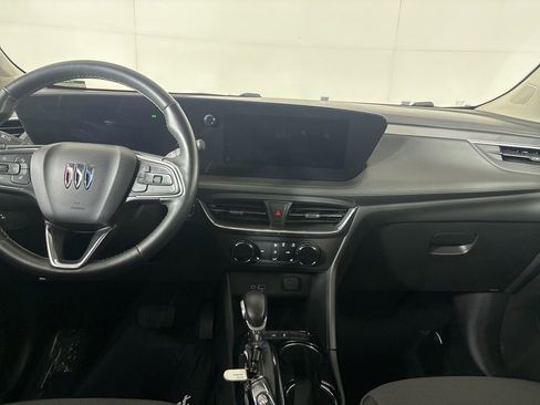 Used 2024 Buick Encore GX Preferred w/ Comfort Package FWD image 20