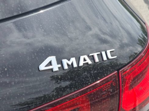 Used 2023 Mercedes-Benz GLA 250 4MATIC image 6