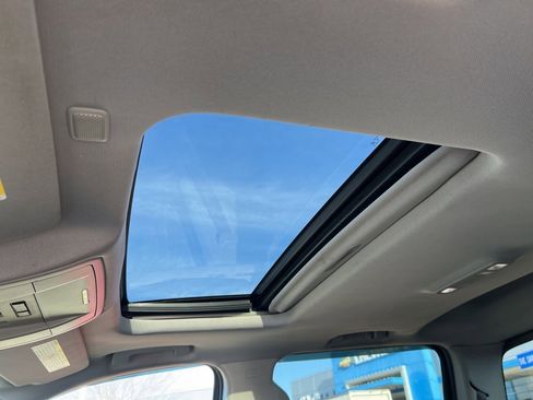 Used 2015 GMC Sierra 2500 Denali w/ Duramax Plus Package image 12