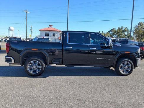 Used 2025 GMC Sierra 2500 SLT w/ SLT Premium Package AWD/4WD image 3
