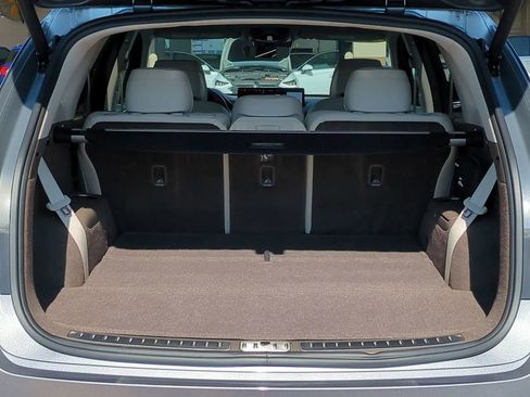 Used 2024 Genesis GV80 3.5T w/ Advanced Package image 12