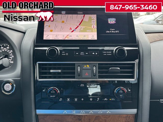 Used 2024 Nissan Armada SL w/ Captain's Chairs Package AWD/4WD image 16