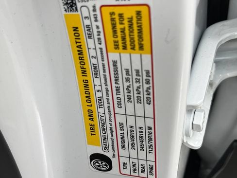 Used 2024 Chevrolet Trax RS w/ Driver Confidence Package FWD image 23