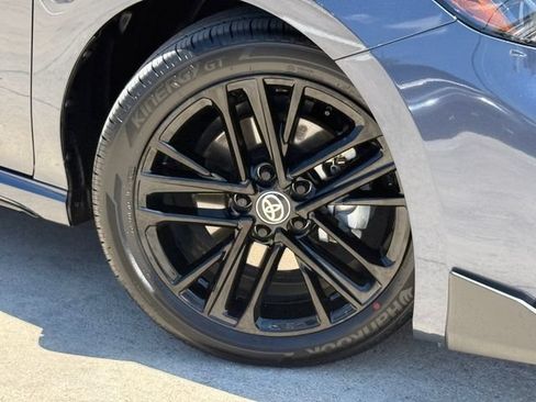 Used 2026 Toyota Camry SE w/ Convenience Package FWD image 2