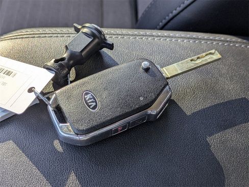 Used 2021 Kia Seltos S image 28