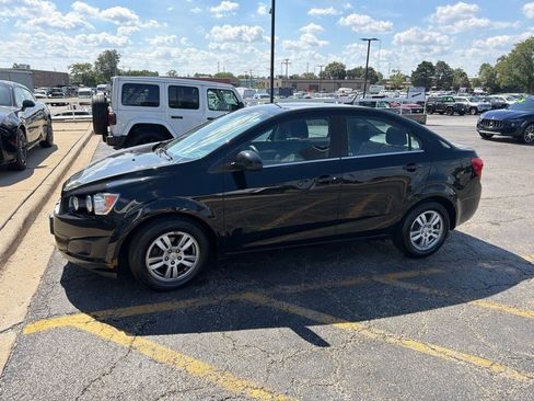 Used 2012 Chevrolet Sonic LT FWD image 4