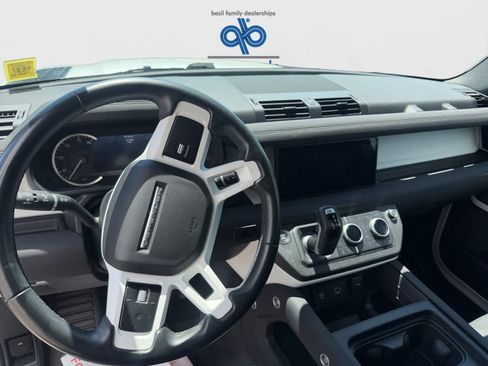 Used 2023 Land Rover Defender 110 S AWD/4WD image 14