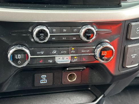 Used 2021 Ford F150 XLT w/ Equipment Group 302A High image 18