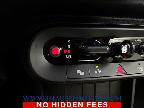 Used 2025 MINI Cooper 2-Door Hardtop FWD image 27