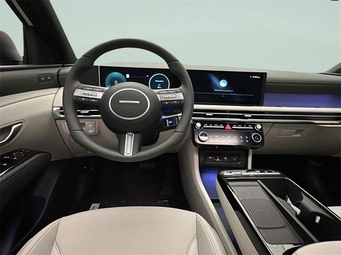 New 2026 Hyundai Tucson Limited image 22