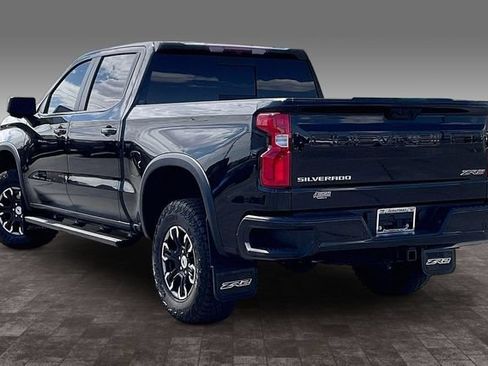 Used 2025 Chevrolet Silverado 1500 ZR2 AWD/4WD image 12
