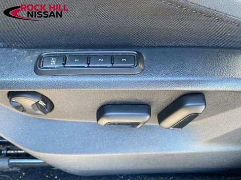 Used 2019 Volkswagen Tiguan SEL Premium R-Line image 20