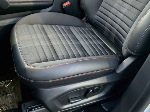 New 2026 Ford Explorer ST-Line w/ ST-Line Street Pack RWD image 14