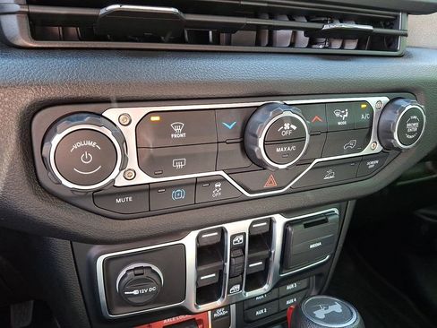 Used 2025 Jeep Wrangler Unlimited Sport S 4xe AWD/4WD image 15
