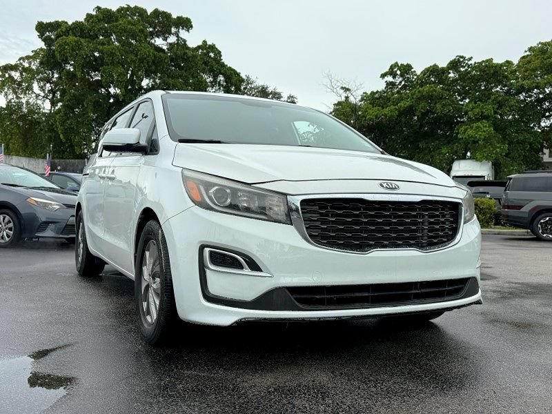 Used 2019 Kia Sedona LX FWD image 3